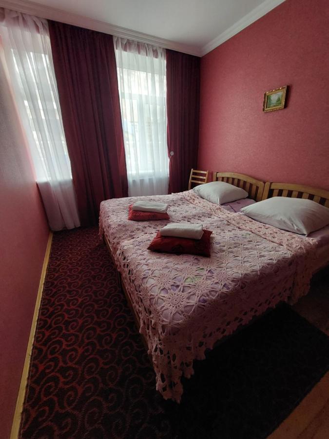 Guest House Lela Rezo Kazbegi Kültér fotó